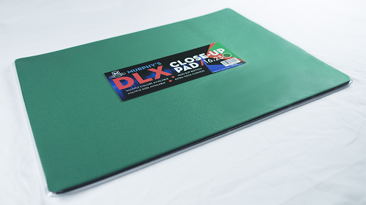 Deluxe Close-Up Pad 16X23 (Green) by Murphy's Magic Supplies