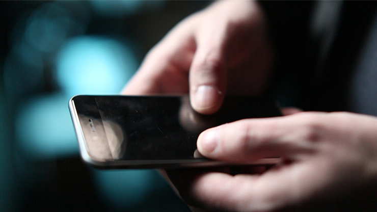 Chris Kenworthey and Mark Mason Present EYEPHONE (Gimmick and Online Instructions) by Alan Boyd