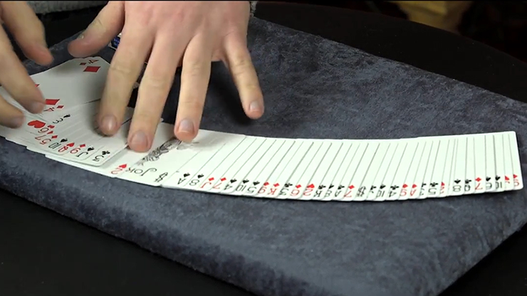 Liam Montier's THE SEER DECK Gimmick and Online Instructions (Red)