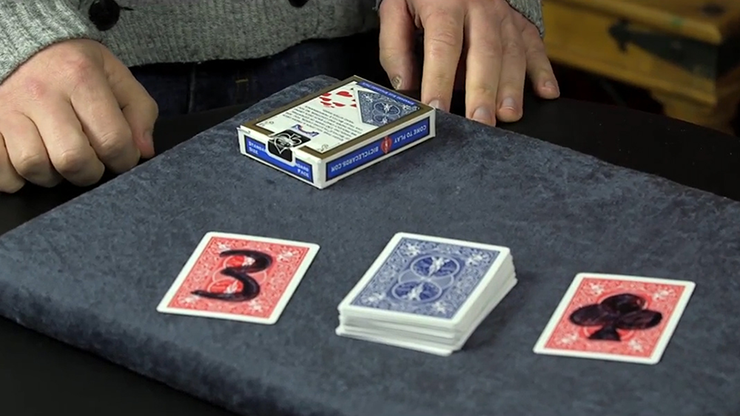 Liam Montier's THE SEER DECK Gimmick and Online Instructions (Red)