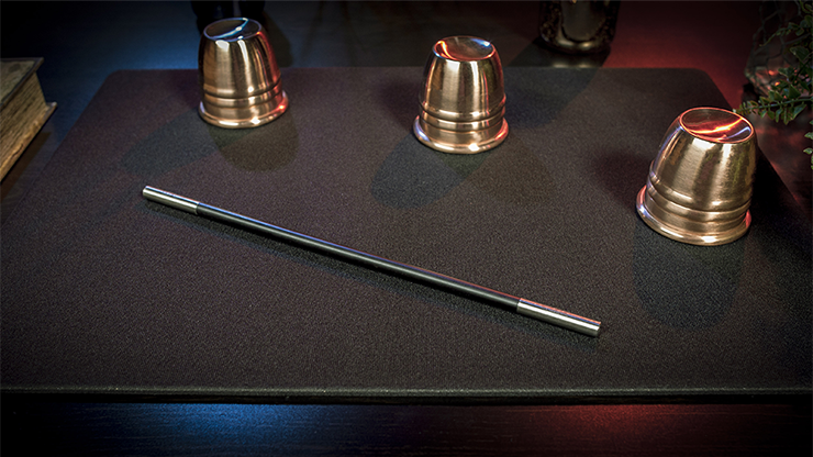 Standard Close-Up Pad 16X23 (Black) by Murphy's Magic Supplies