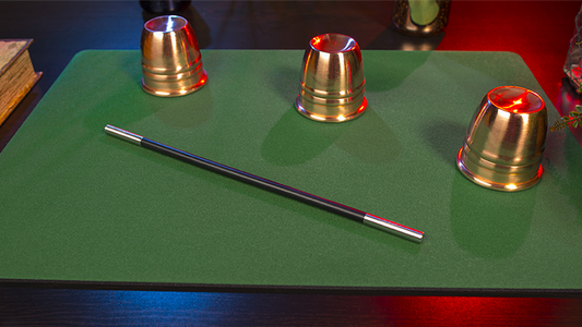Economy Close-Up Pad 16X23 (Green) by Murphy's Magic Supplies